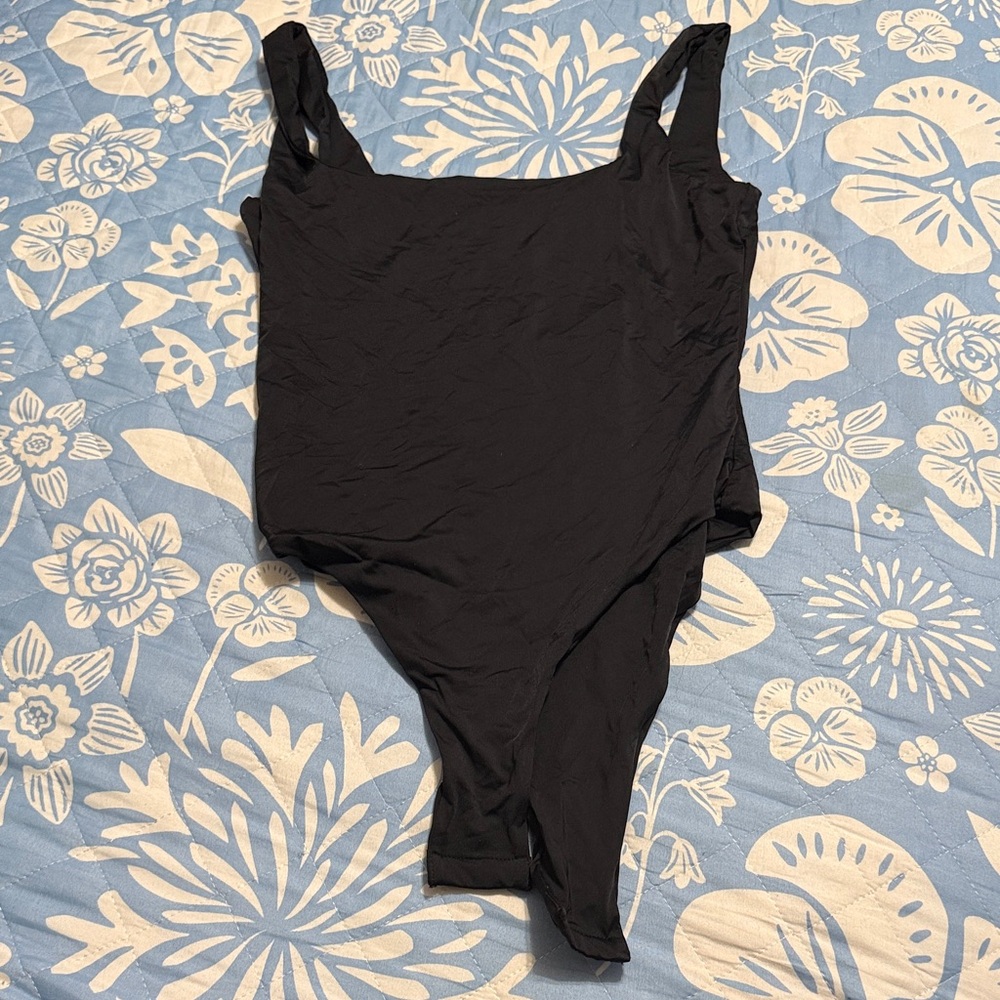 SHEIN Black Garment